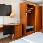 Achat Frankfurt 마인탈