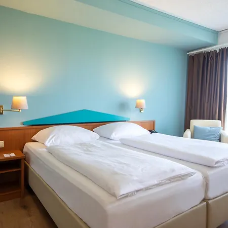Achat Frankfurt ホテル 4*