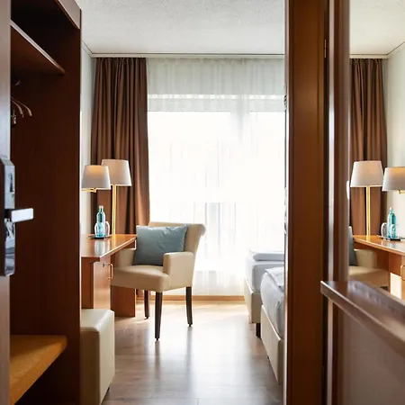 Achat Frankfurt Hotel 4*