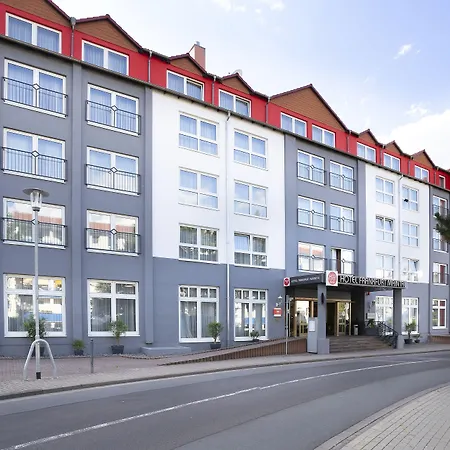 Achat Frankfurt מלון 4*