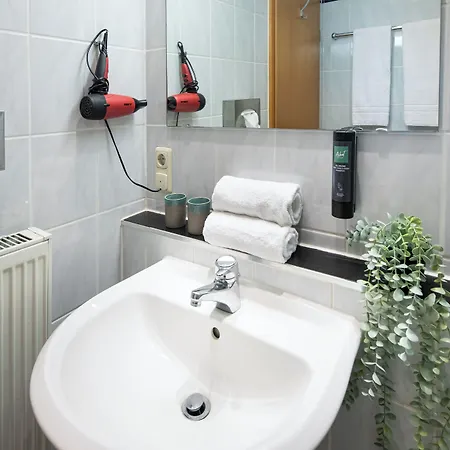 Achat Frankfurt 4* Maintal