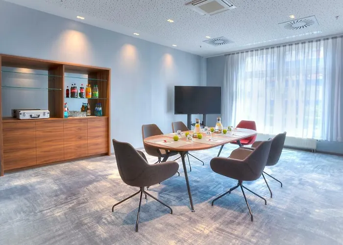 Achat Frankfurt Hotell 4*