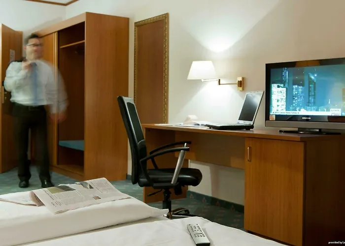 Achat Frankfurt 4* Maintal